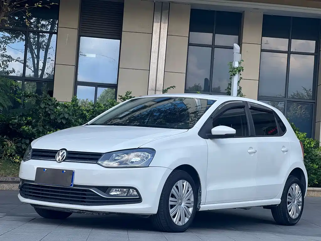 Volkswagen Polo 2016