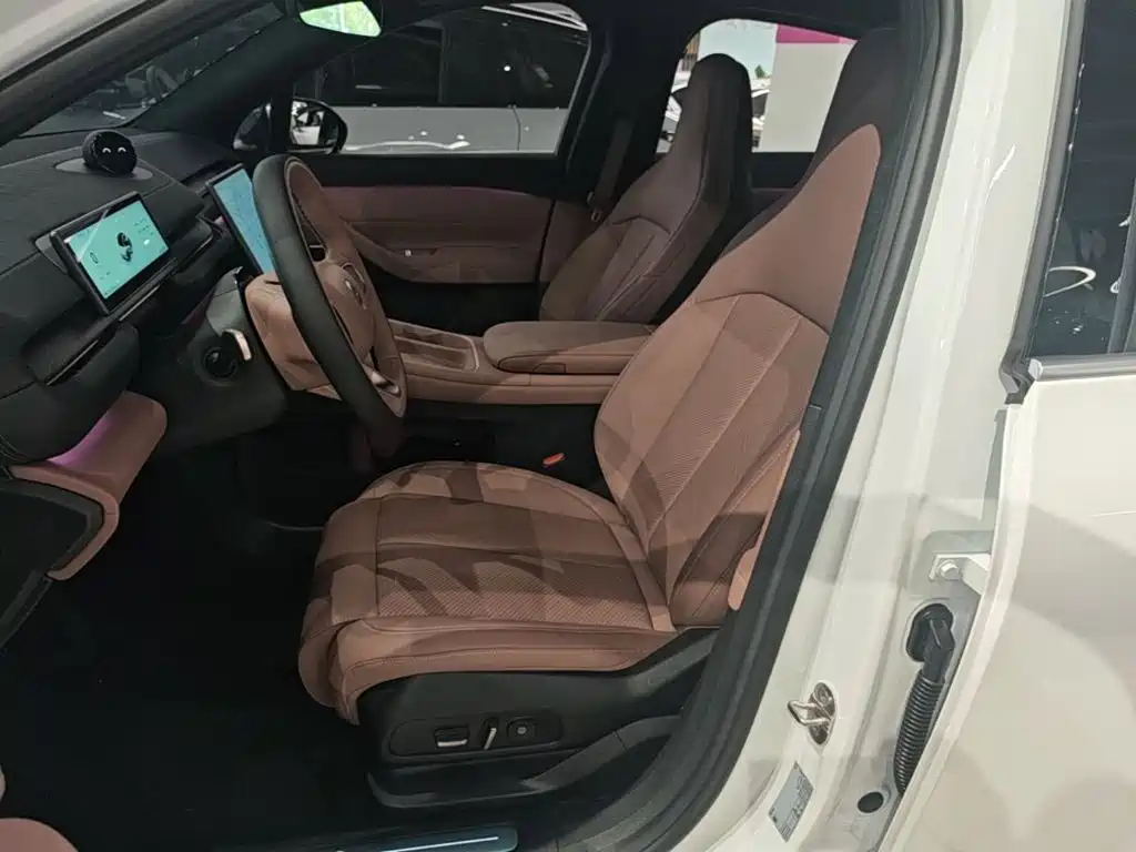 NIO EC6 — миниатюра 15