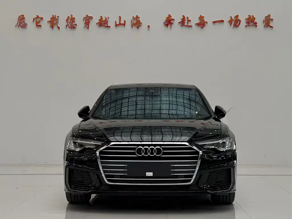 Audi A6L 2022 40 TFSI Luxury
