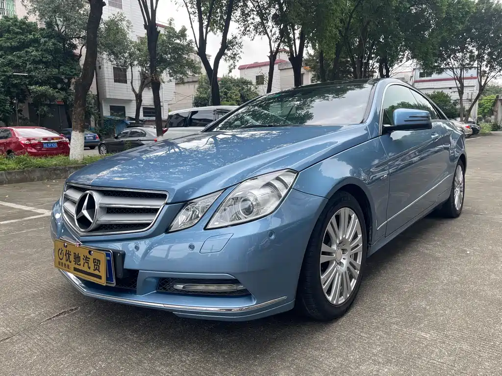 Mercedes-Benz E-Class 2011