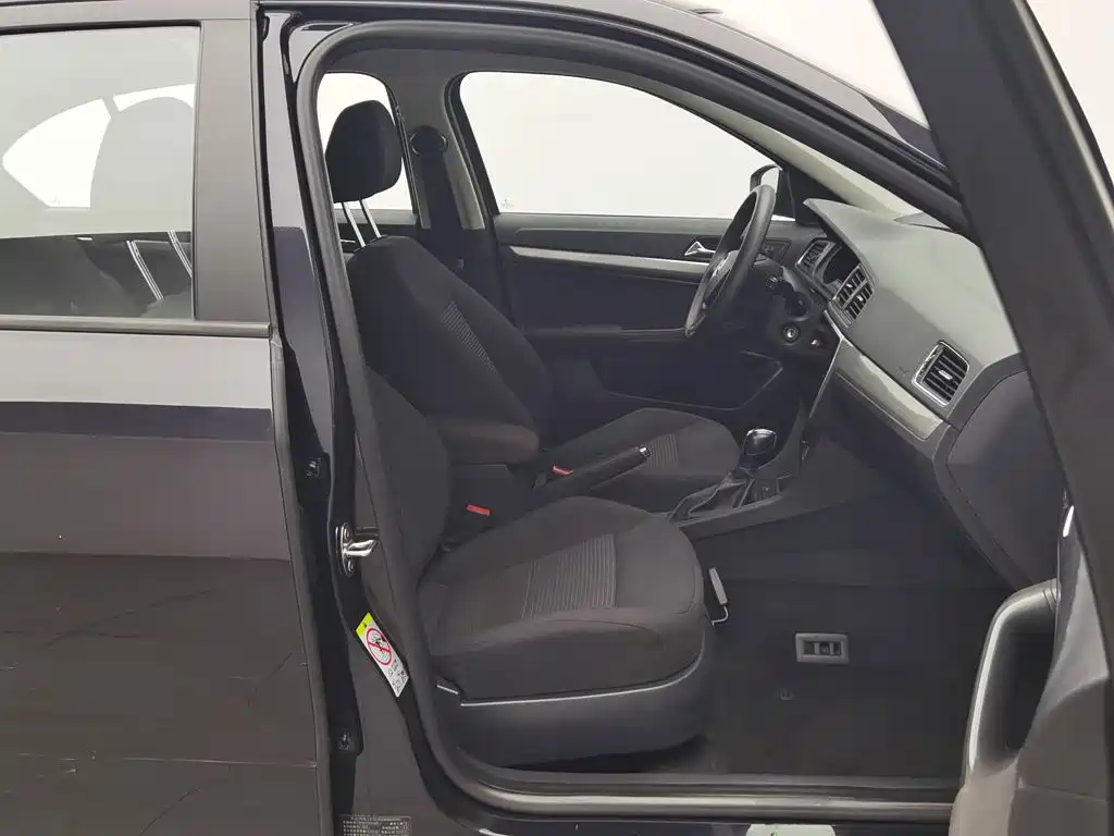Volkswagen Lavida — миниатюра 23