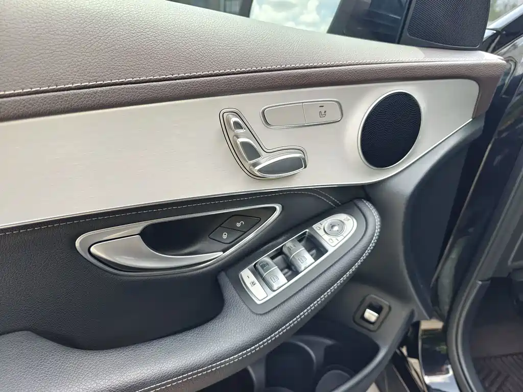 Mercedes-Benz GLC — миниатюра 6