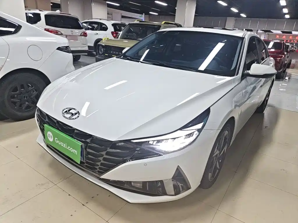Hyundai Elantra — миниатюра 2