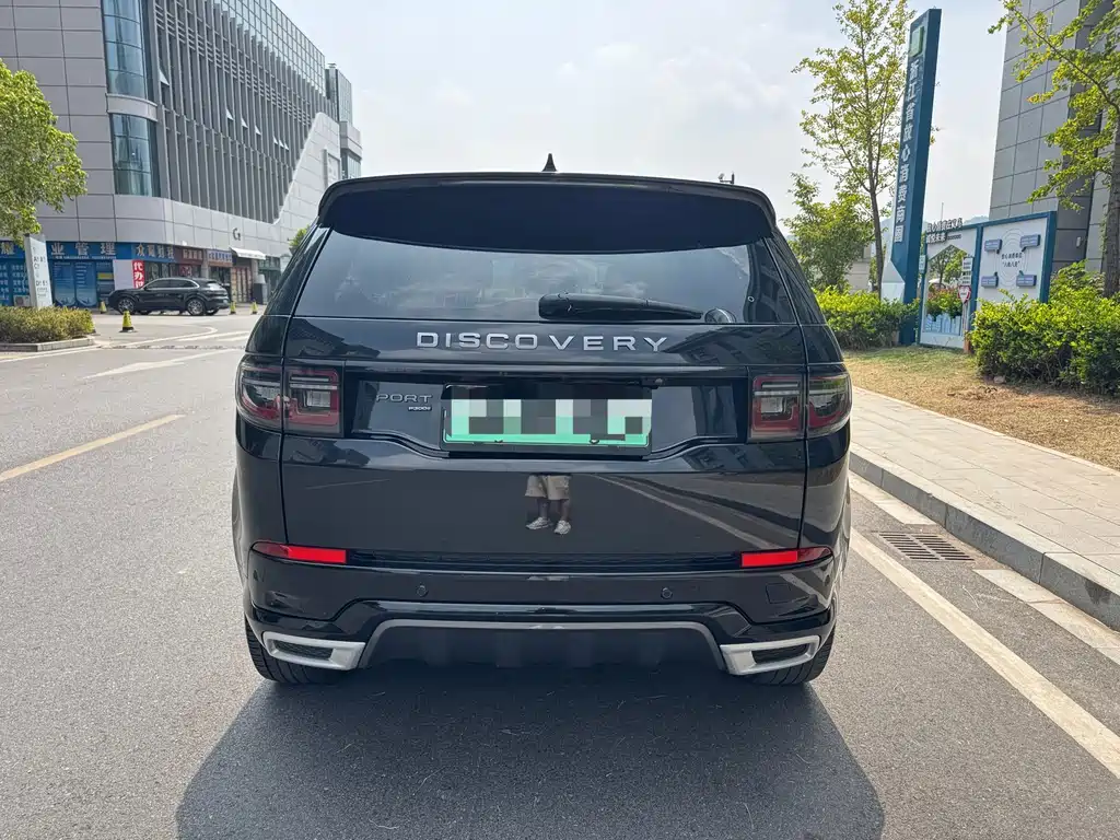 Land Rover Discovery Sport Hybrid — миниатюра 4