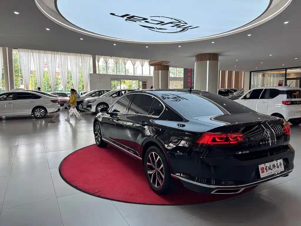 Volkswagen Magotan 2020 330TSI DSG Lead