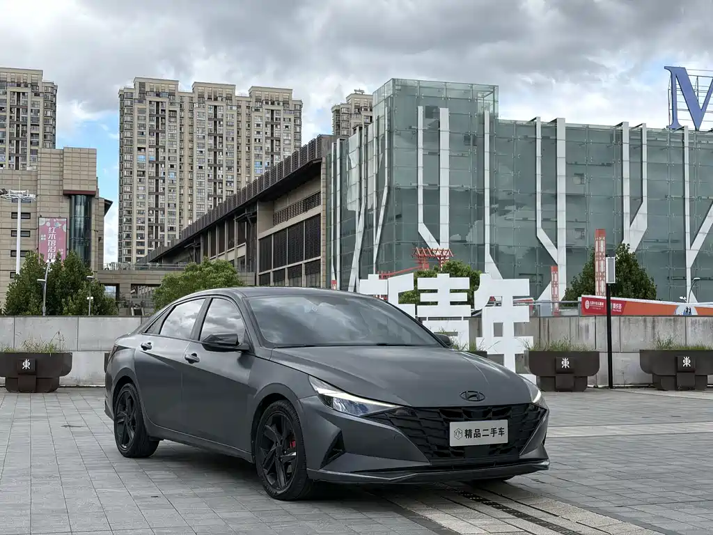 Hyundai Elantra — миниатюра 3