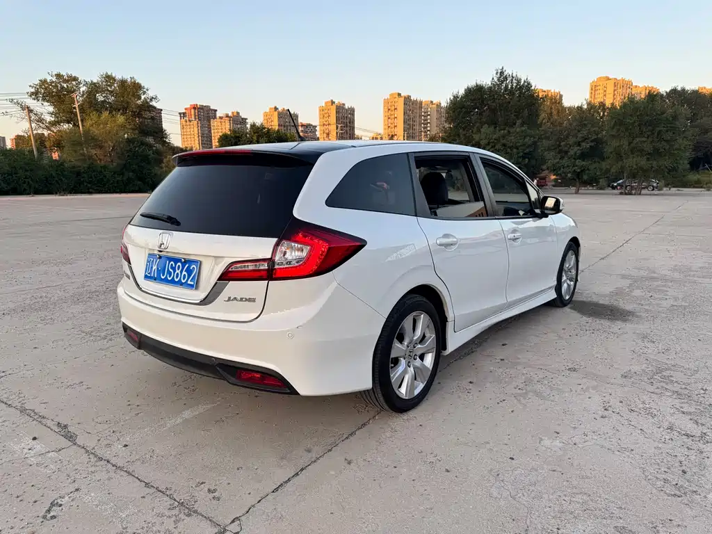 Honda Jade — миниатюра 6