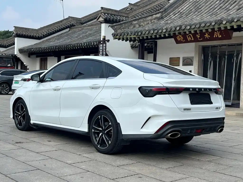 Geely Binrui — миниатюра 6