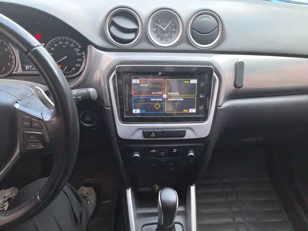 Suzuki Vitara — миниатюра 9