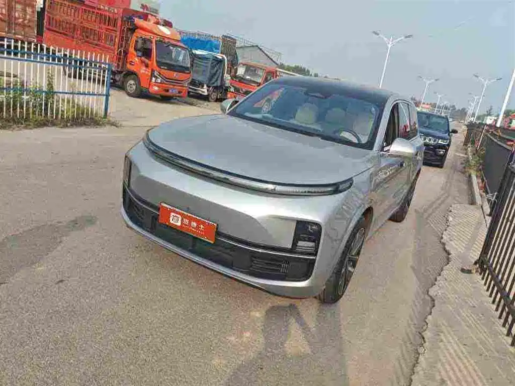 Li Auto Li L9 — миниатюра 2