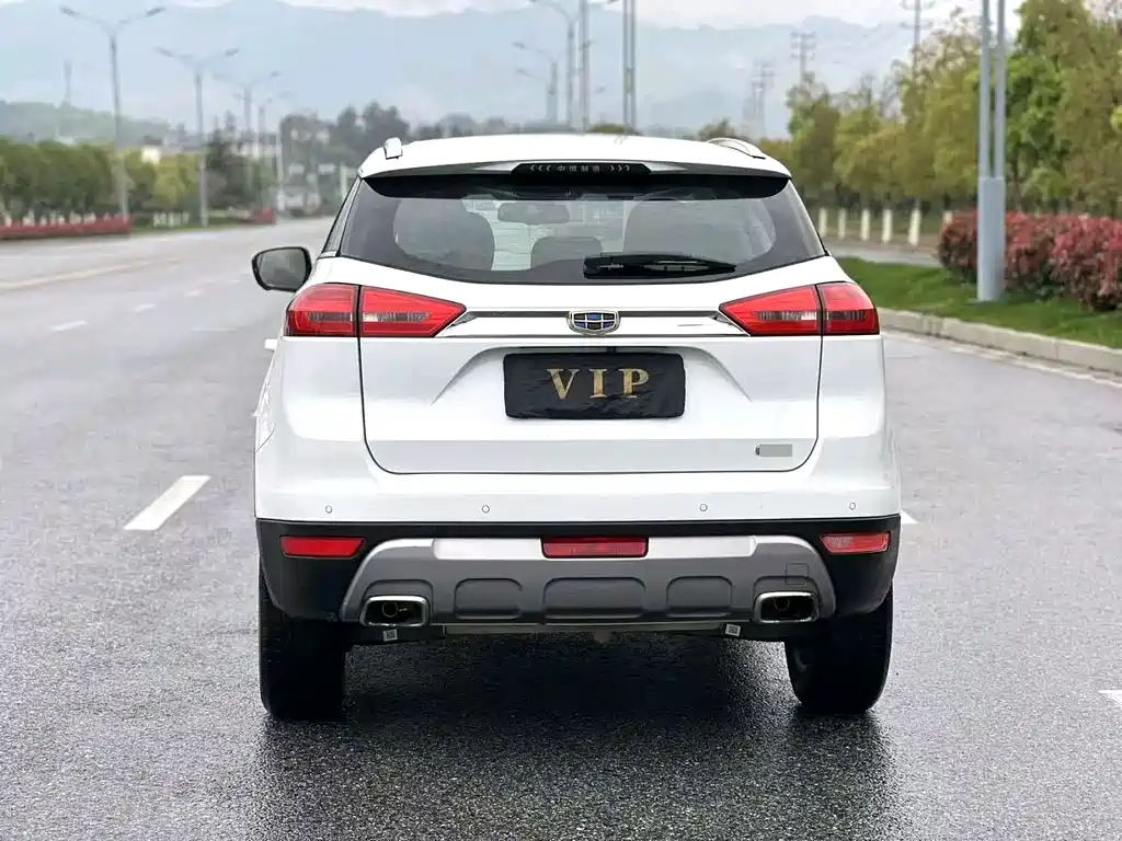 Geely Boyue — миниатюра 8