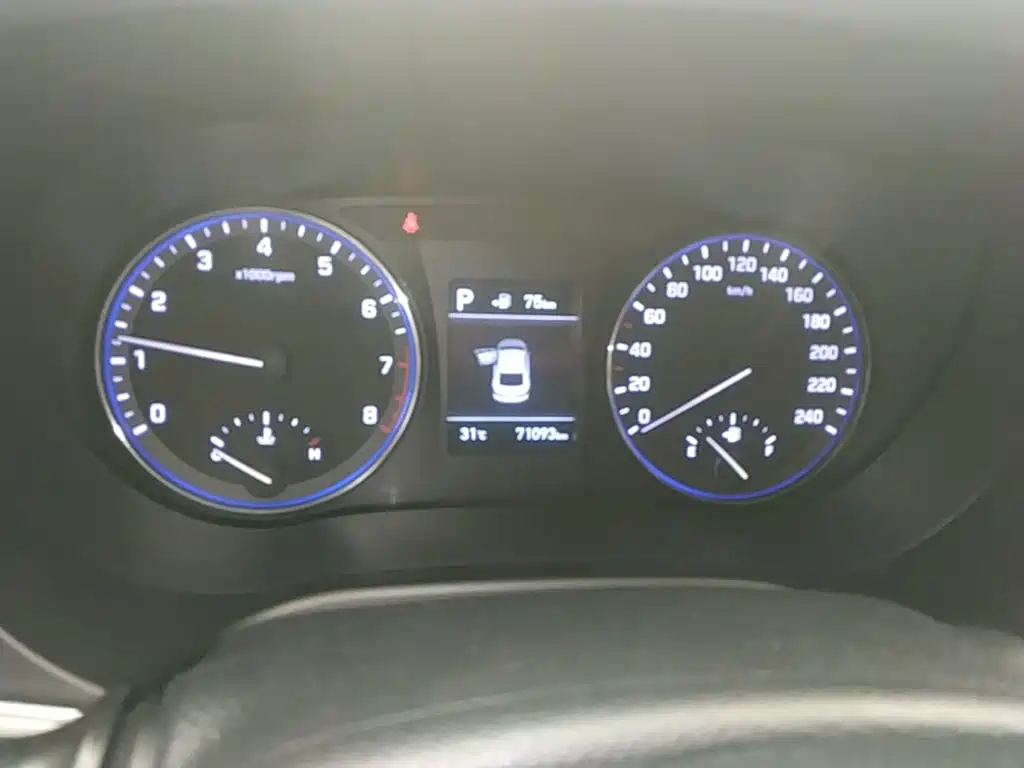 Hyundai Mistra — миниатюра 12