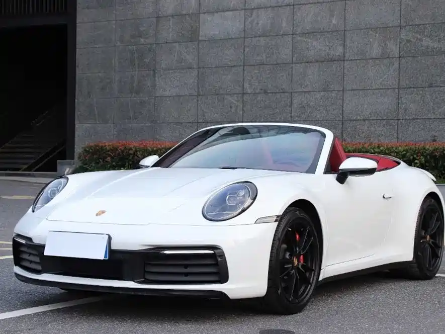 Porsche 911 2023