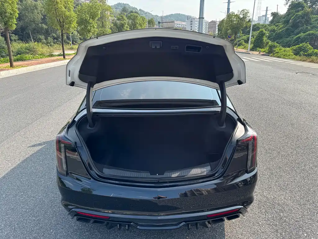 Cadillac CT5 — миниатюра 15