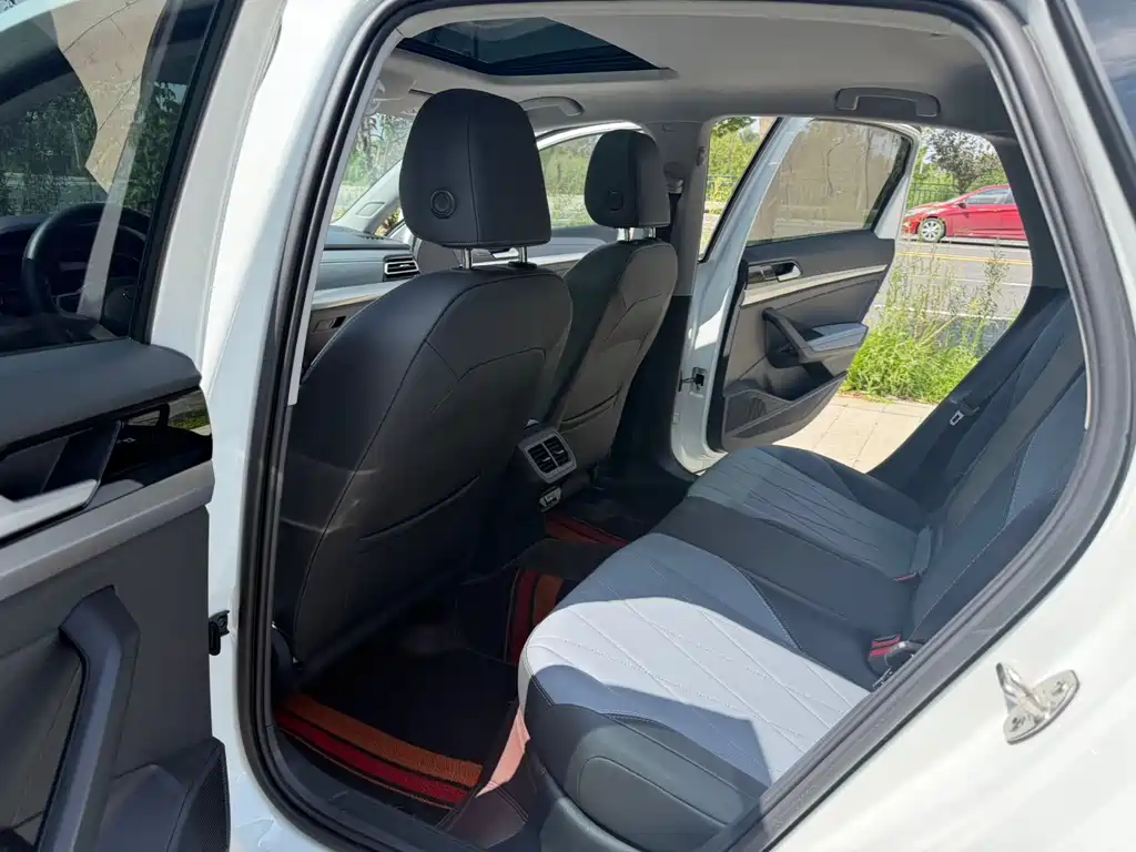 Volkswagen Lavida — миниатюра 20