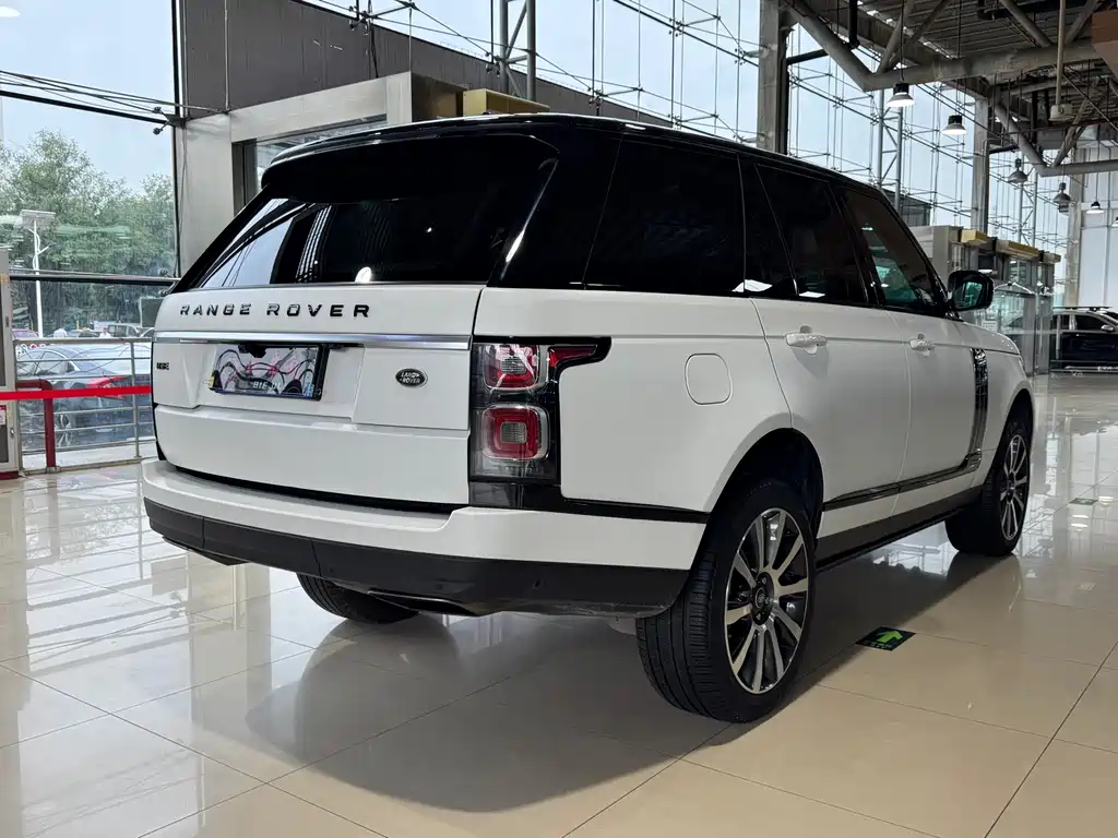 Land Rover Range Rover — миниатюра 9
