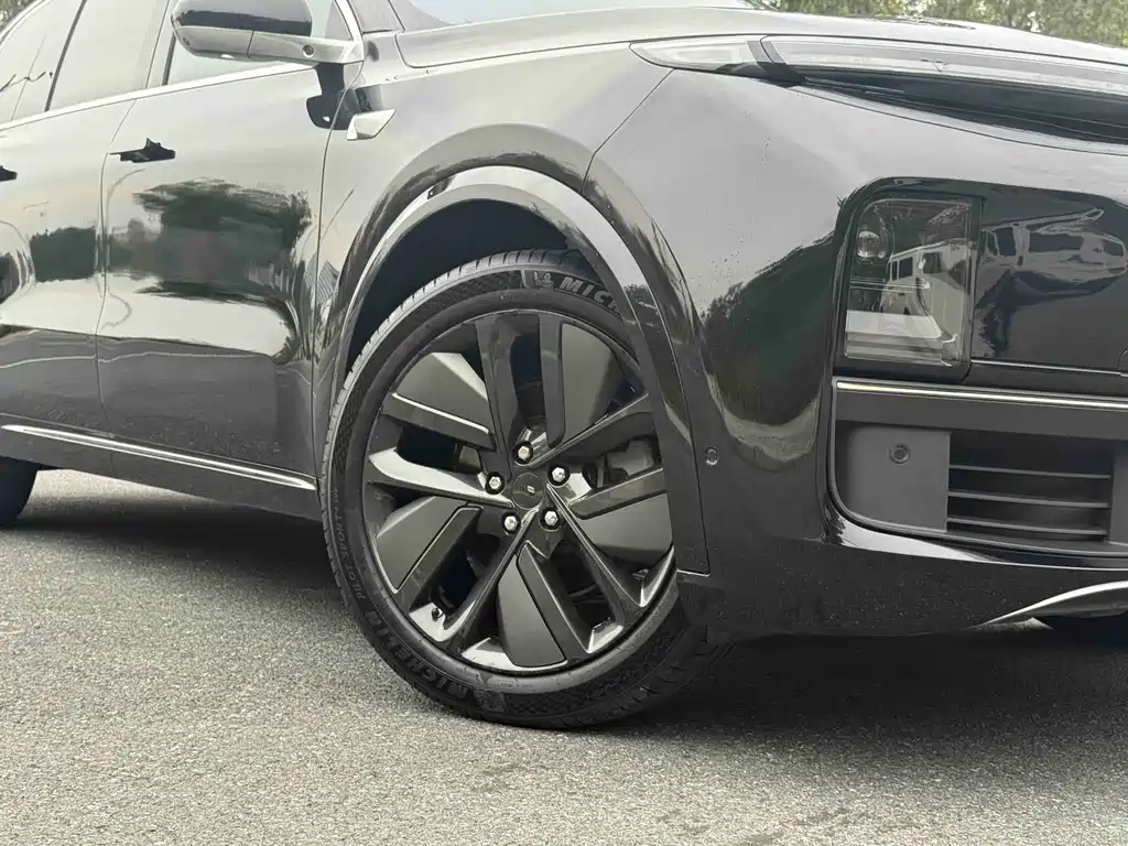 Li Auto Li L9 — миниатюра 3