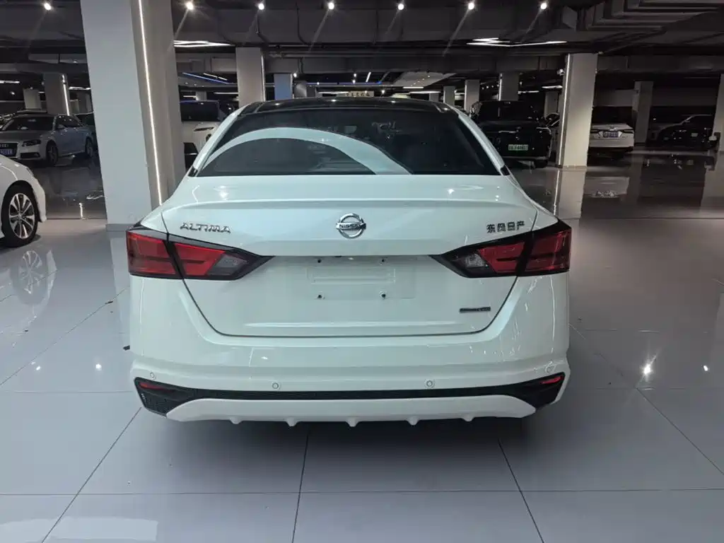Nissan Teana — миниатюра 6