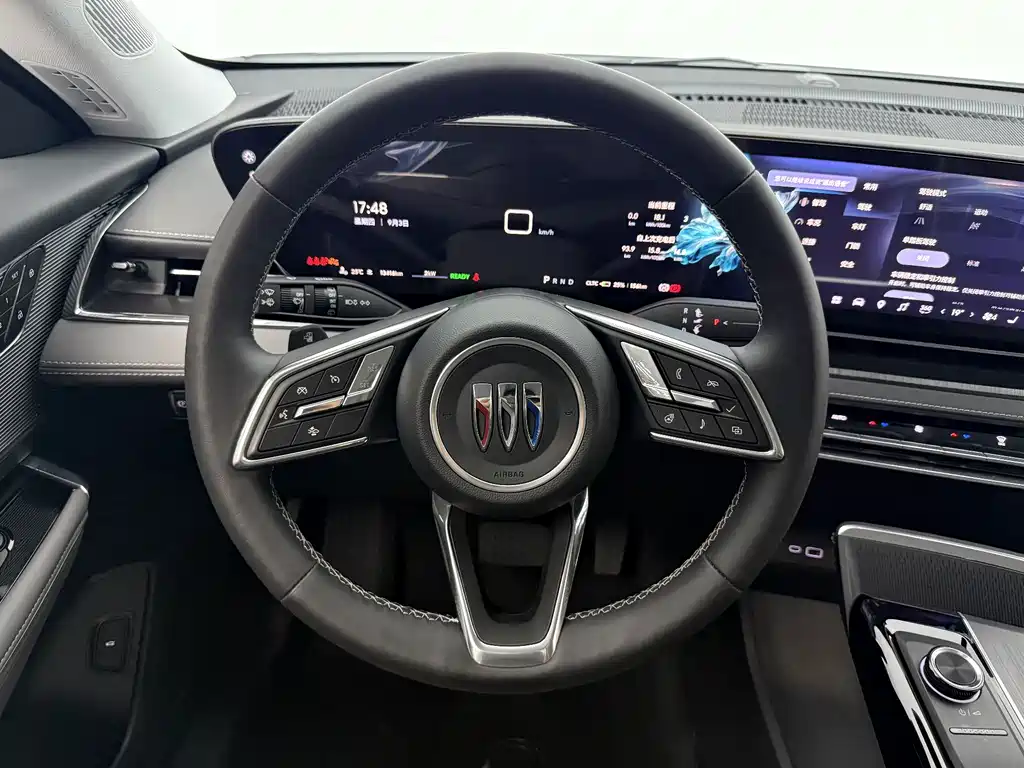 Buick E5 — миниатюра 4