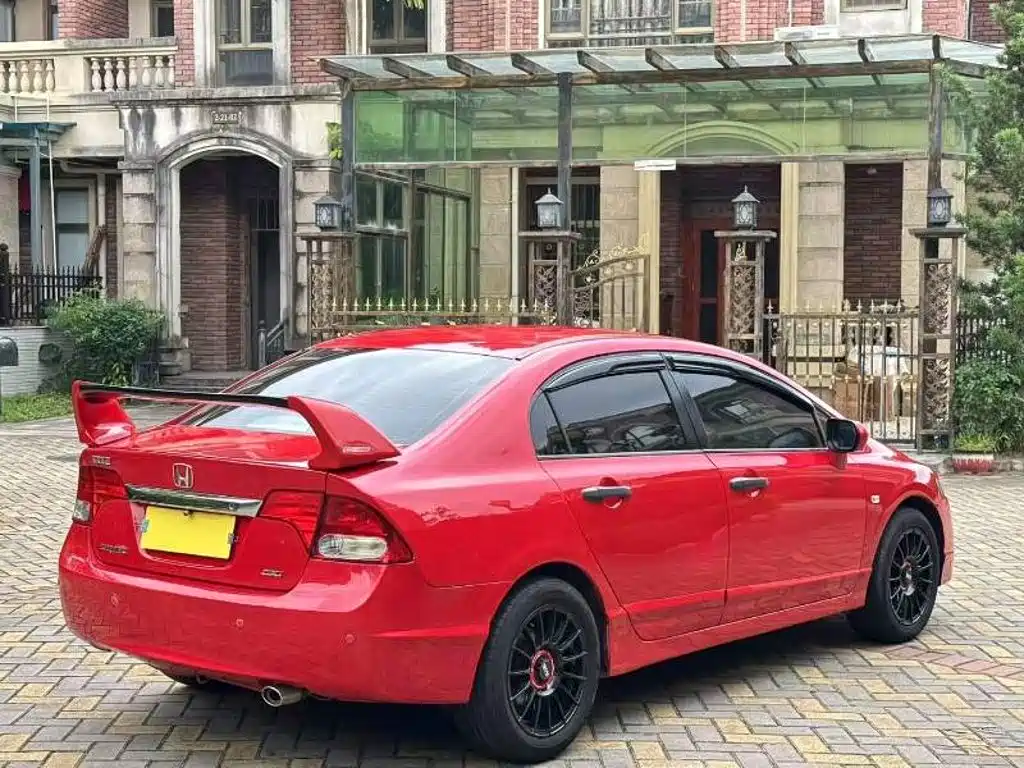 Honda Civic — миниатюра 4