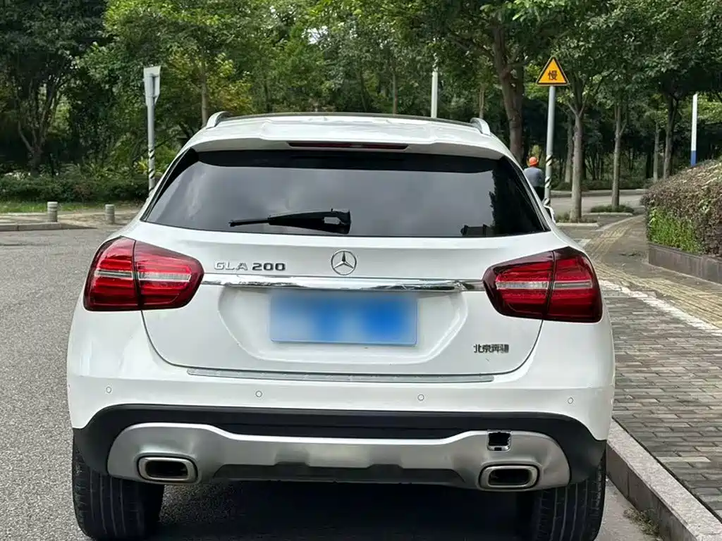 Mercedes-Benz GLA — миниатюра 13
