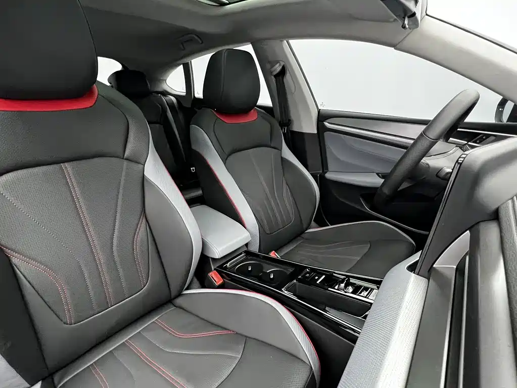 Volkswagen Lamando — миниатюра 14