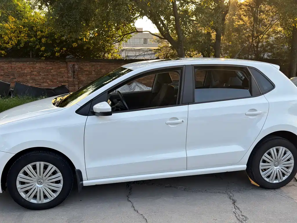 Volkswagen Polo — миниатюра 3