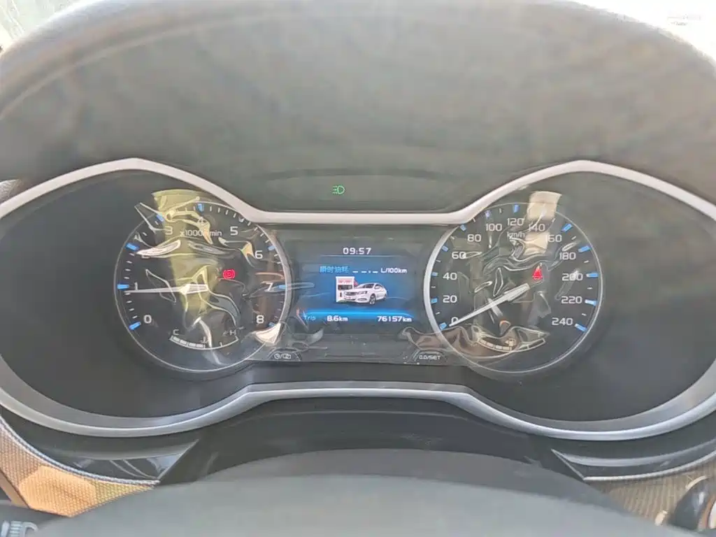 Geely Emgrand — миниатюра 16