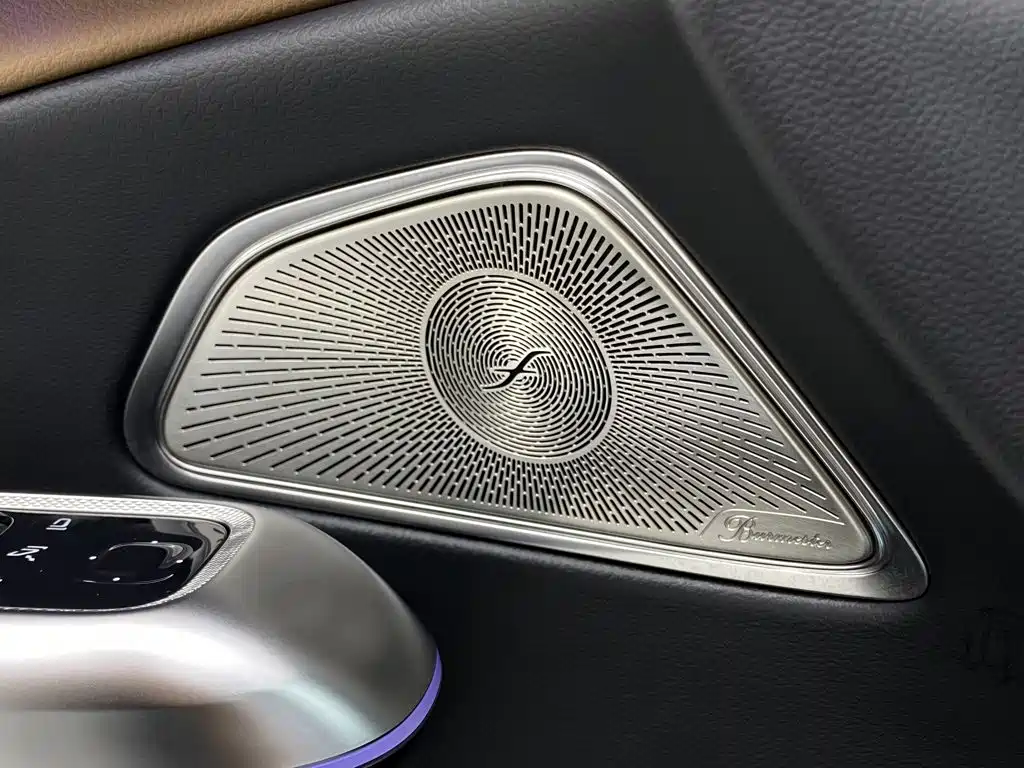 Mercedes-Benz E-Class — миниатюра 30