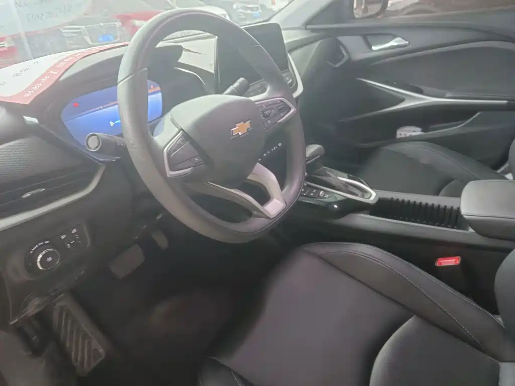 Chevrolet Menlo — миниатюра 8