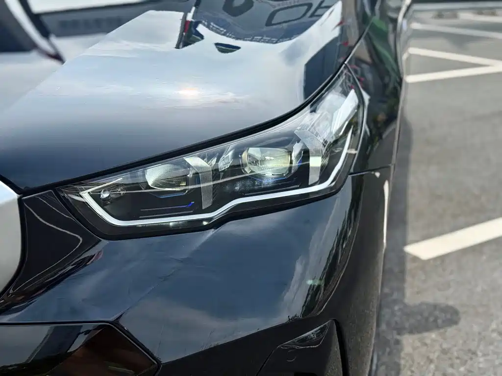 BMW 5 Series — миниатюра 2