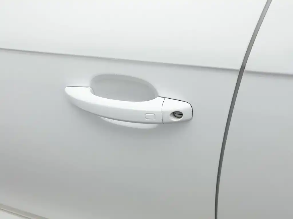 Audi A4L — миниатюра 18
