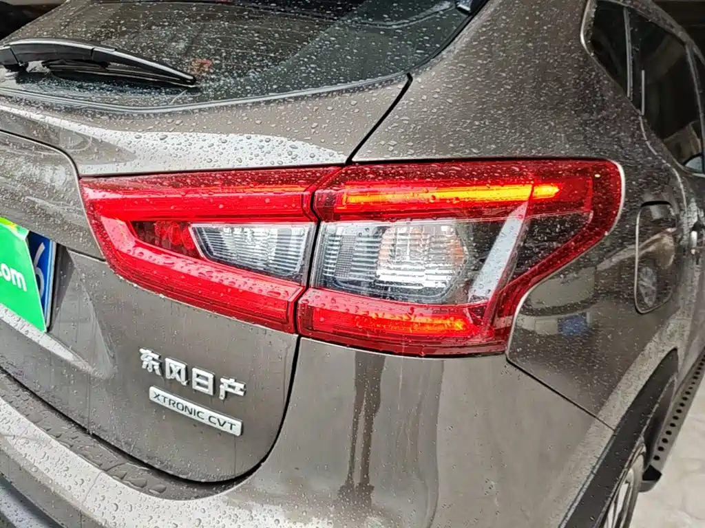 Nissan Qashqai — миниатюра 8