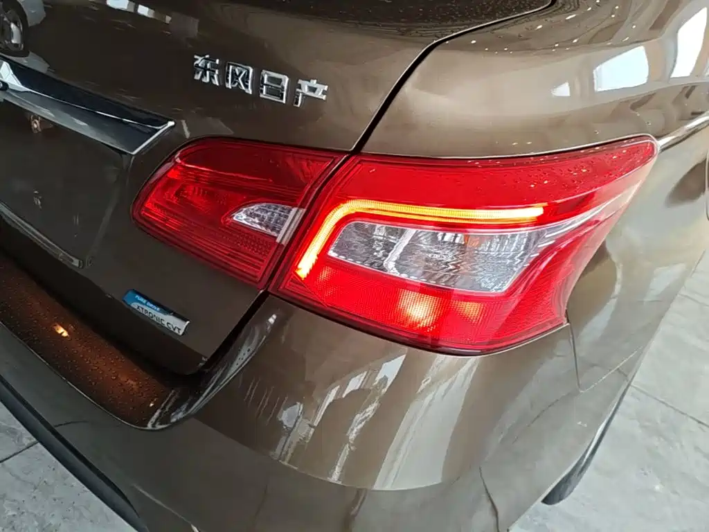 Nissan Sylphy — миниатюра 8