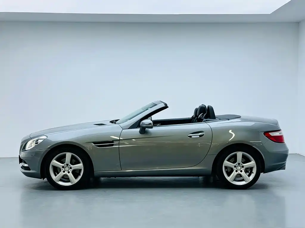 Mercedes-Benz SLK-Class — миниатюра 8