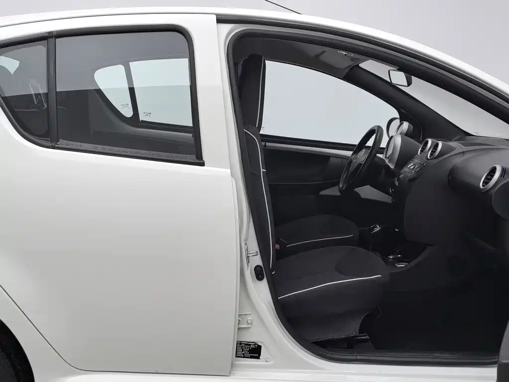 BYD F0 — миниатюра 23