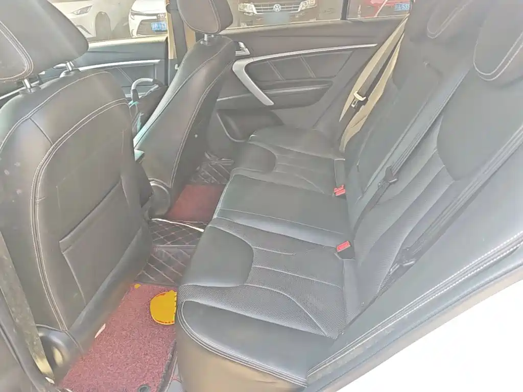Geely Emgrand — миниатюра 22
