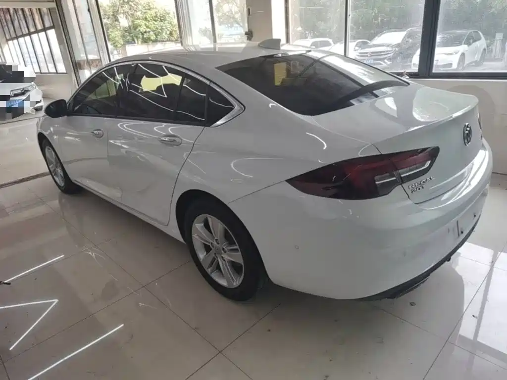 Buick Regal — миниатюра 5