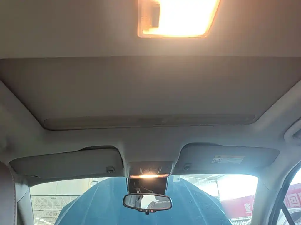 Chevrolet Trax — миниатюра 18