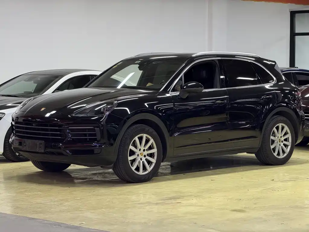 2018 Porsche Cayenne - zdjęcie 1 z 8
