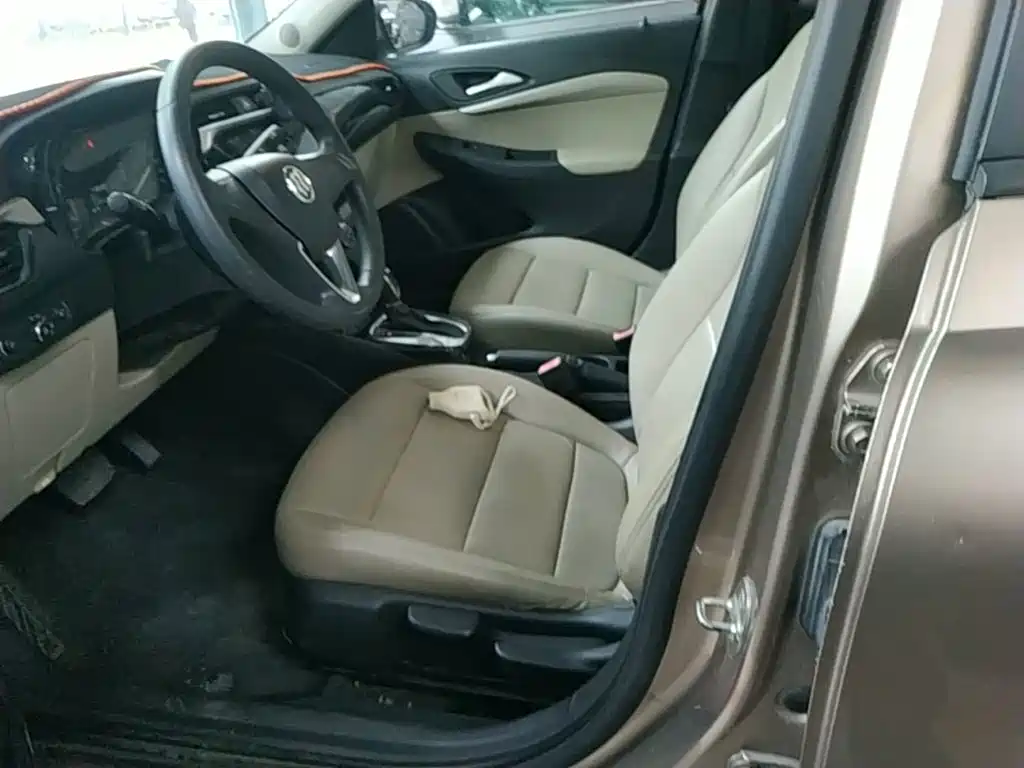 Buick Excelle — миниатюра 15