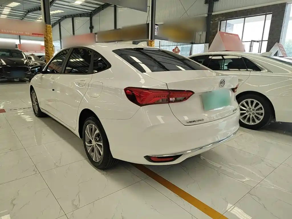 Buick Verano — миниатюра 5