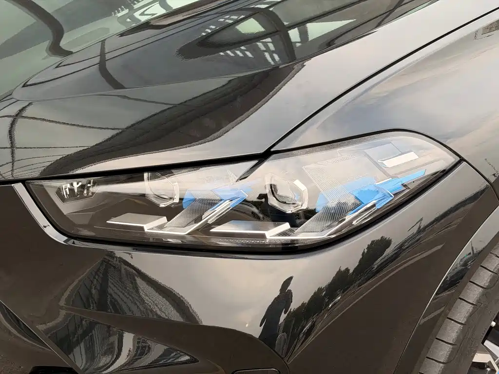 BMW X5 — миниатюра 7
