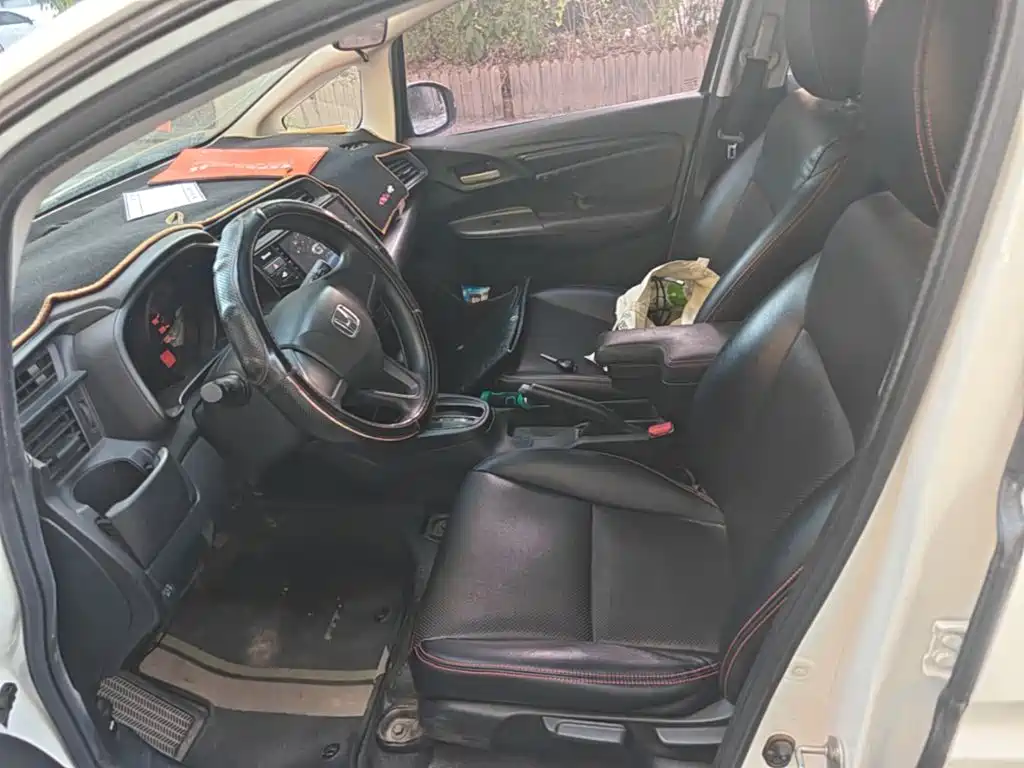 Honda Fit — миниатюра 15