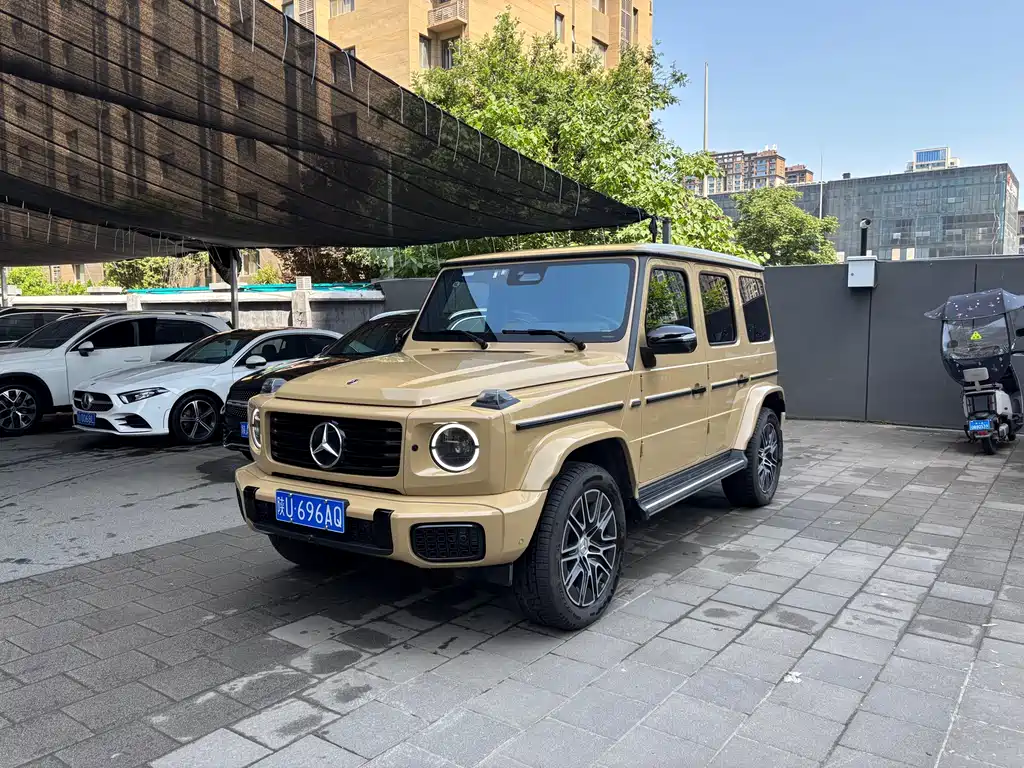 Mercedes-Benz G-Class 2025