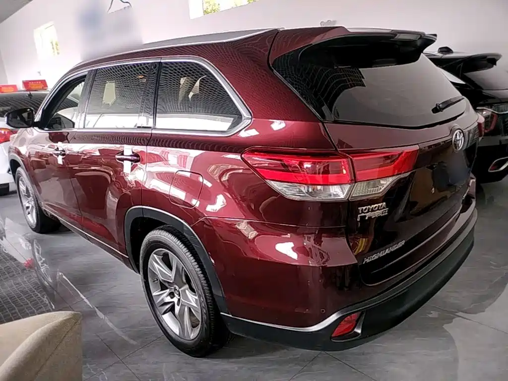 Toyota Highlander — миниатюра 5