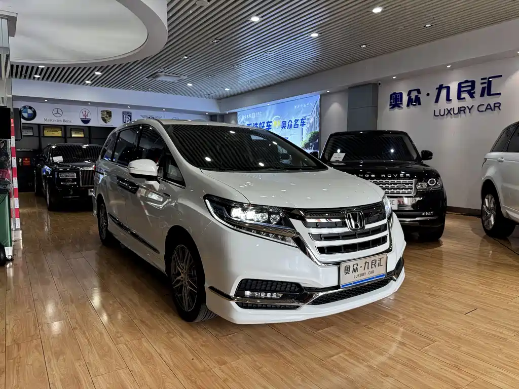 Honda Elysion 2019 2.0L Luxury