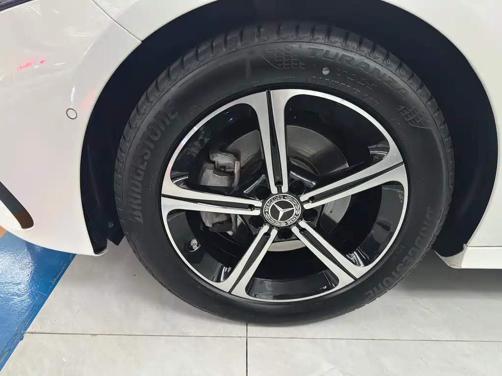 Mercedes-Benz A-Class — миниатюра 4