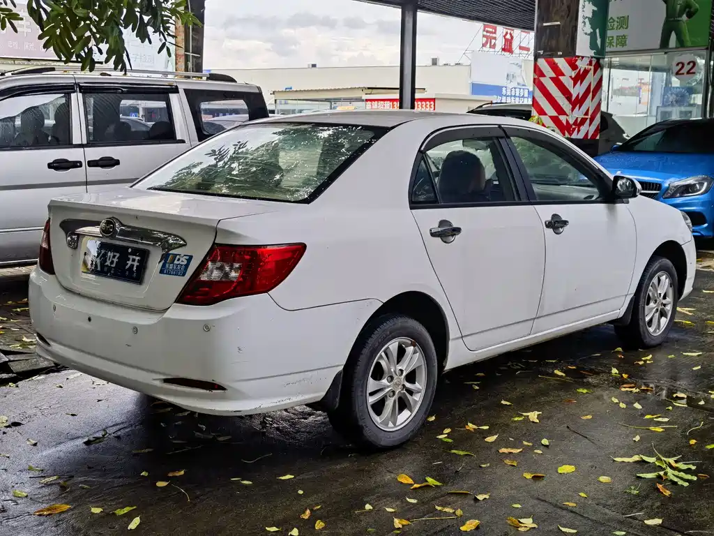 BYD F3 — миниатюра 3