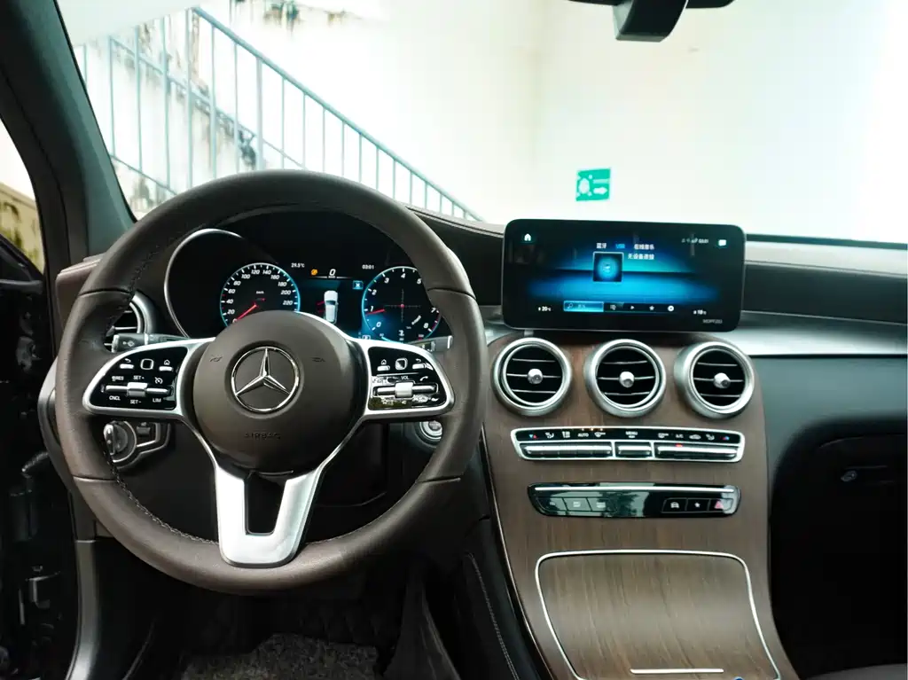 Mercedes-Benz GLC — миниатюра 22
